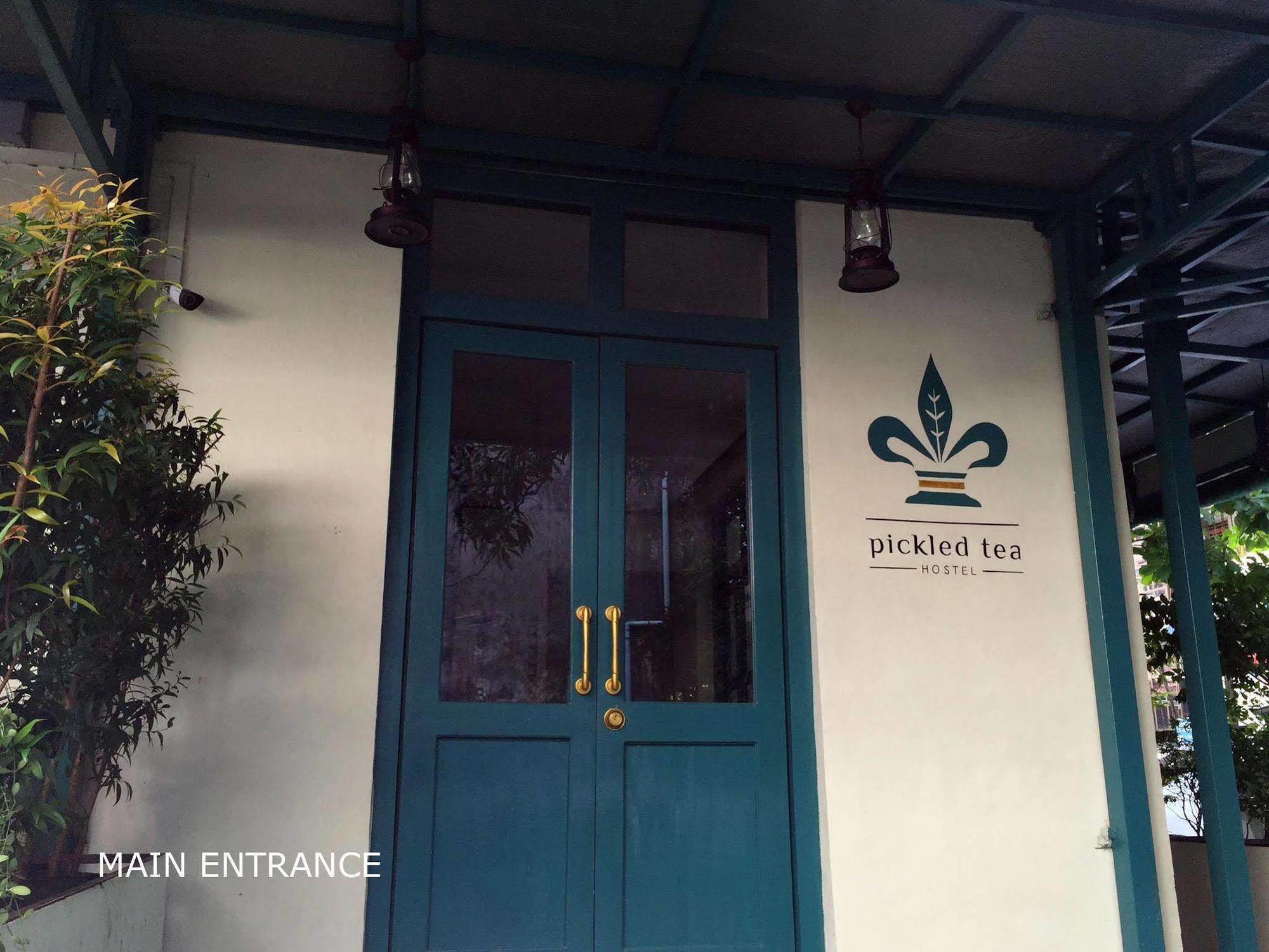 Pickled Tea Hostel Yangon Exterior foto
